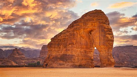 Bing image: Elephant Rock, Al-Ula, Saudi Arabia - Bing Wallpaper Gallery