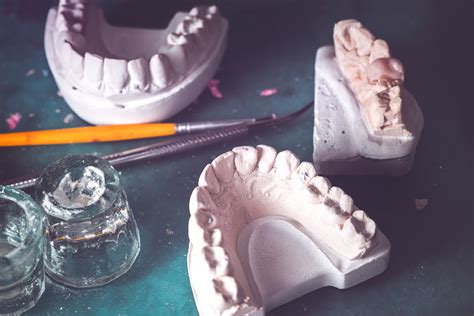 Curso De Protético Dentário