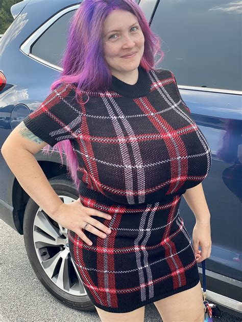 A Dream of Huge Bountiful Breasts, Sumptuous Soft Curves: Demora