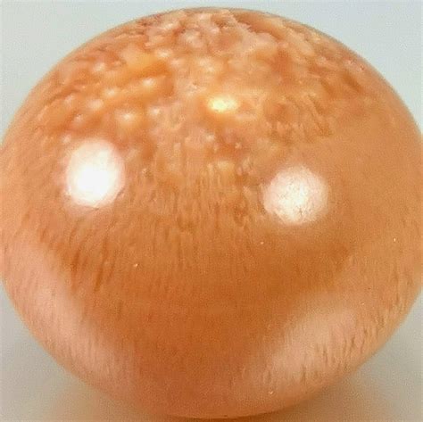 Melo Melo natural pearl BT-RD shape – 32.5cts | ArtOfPearls