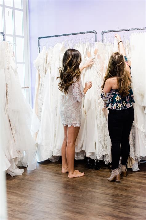 Finding my Charleston Wedding Dress at Verità. A Bridal Boutique - By