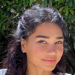 Joleen Diaz - Age, Bio, Family | Famous Birthdays