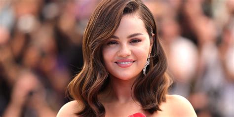 The Real Selena Gomez: Beyond the Headlines. - yimp4dj