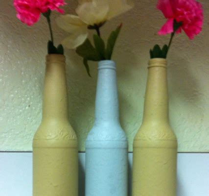 DIY Painted Beer Bottle Vases - Scoop Empire