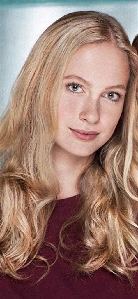 Nicole Peters: A comprehensive biography including age, height, figure ...