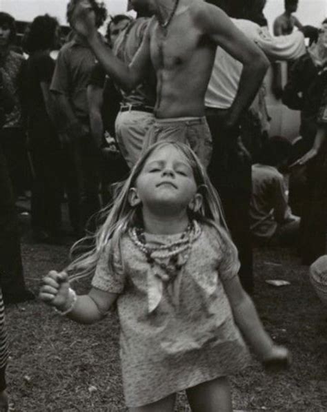 Какими были женщины фестиваля Woodstock - Zefirka