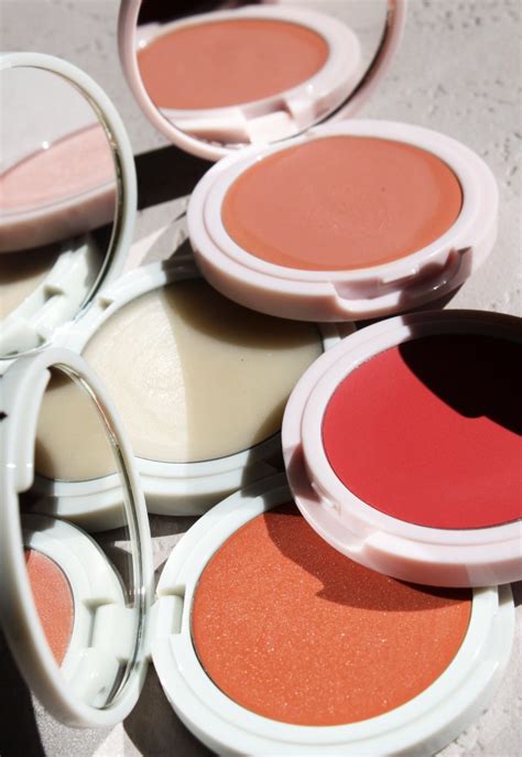 Jillian Dempsey Summer Makeup Essentials - Glamorable