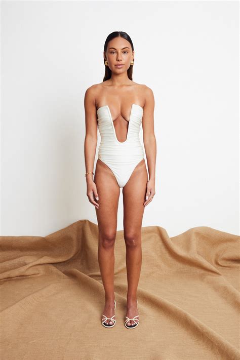 U WIRE ONE PIECE – CULTIRA