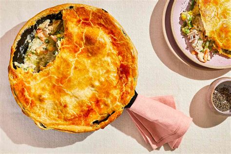 Quick and Easy Chicken Pot Pie Recipe (With Video)