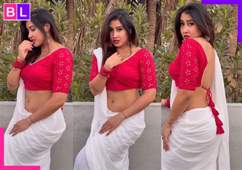 Sofia Ansari Flaunting Belly Button In White Saree Photos Goes Viral 