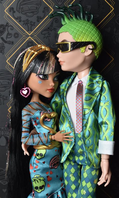 Monster High Cleo and Deuce Howliday Love Edition Valentine's day 2