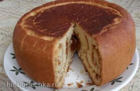 Большая сдобная булка с вареньем в мультиварке Поларис 0507-D ...