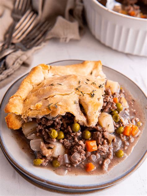 Ground Beef Pot Pie Story - Ground Beef Recipes