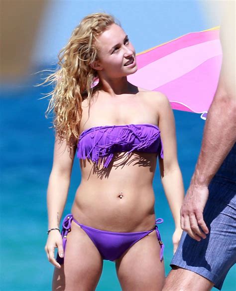 Hayden Panettiere Cameltoe
