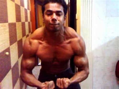 Me at 20 years old-bodybuilding pose - YouTube