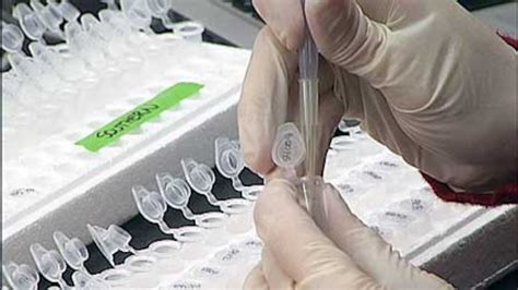 Bientôt un vaccin contre l'Alzheimer? | TVA Nouvelles