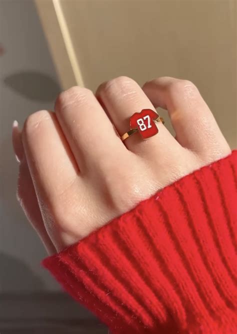 After Taylor Swift wore a Travis Kelce ring, its Kansas City maker got