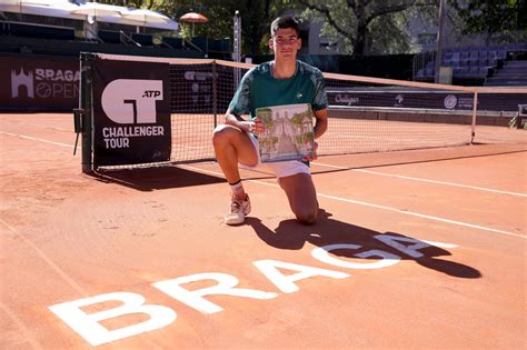 luka mikrut sai de braga  jogar  melhor tenis da carreira