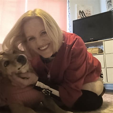 Cultura - Nick Reiner has "Sanpaku" eyes. In traditional facial reading