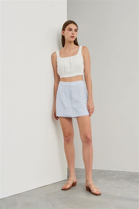 How to style a textured french crop for a professional look 22