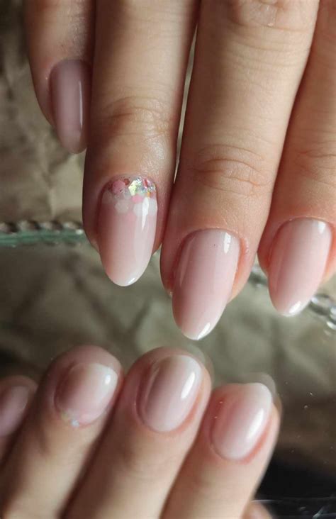 FIBER GEL WITH VITAMIN NATURAL- erősített géllakk alap - Kiw