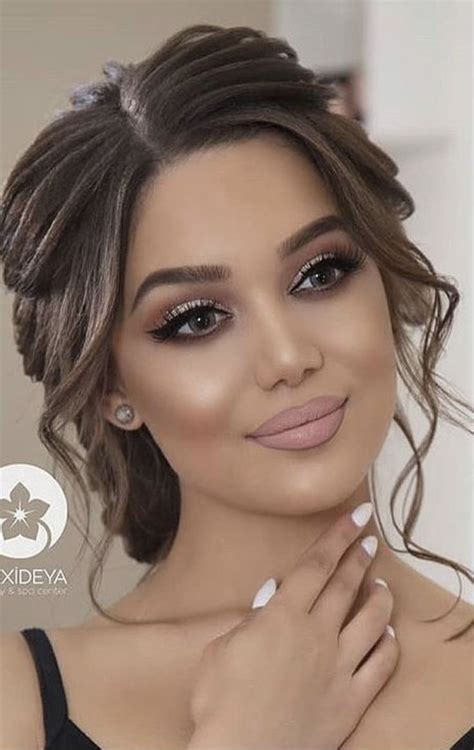 Pin by Alya Smail on Причёски | Bridesmaid hair makeup, Bridal makeup ...