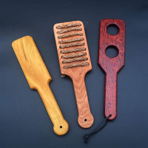 How to Spank with a Paddle | Paddling 101 – The Kinkery