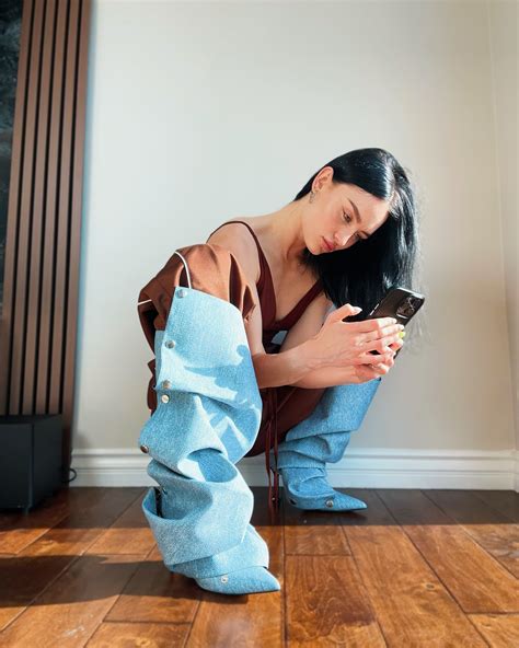 Valeriia Zakharova (@zava_ly) • Instagram photos and videos