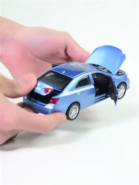 Металлическая Toyota Camry масштаб: 1:32. Игрушечная машинка Тойота ...
