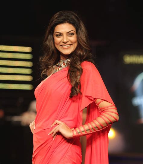 Sushmita Sen Wiki, Height, Age, Boyfriend, Family, Biography & Facts