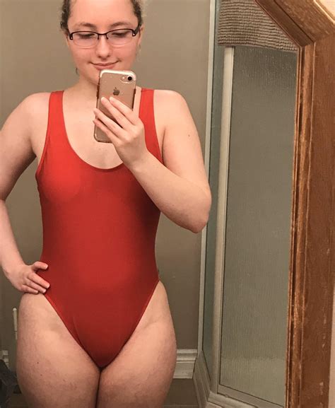 Calxiyn : r/reactgirlsofYT