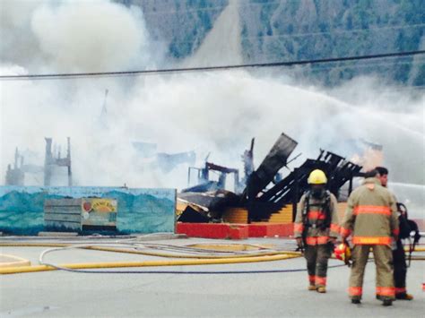 WATCH: Fire destroys Keremeos business | Globalnews.ca