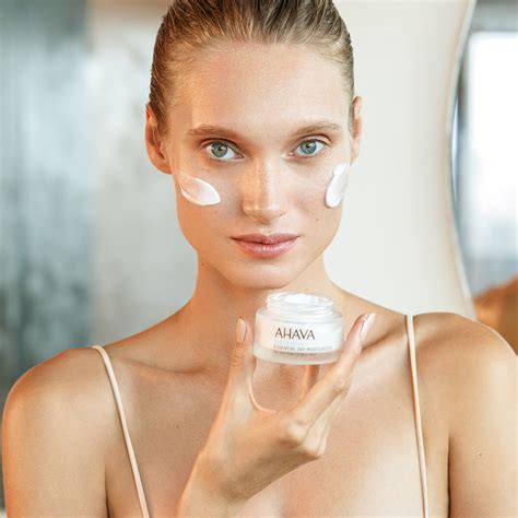 AHAVA® Time to Hydrate Essential Day Moisturizer - Normal To Dry ...