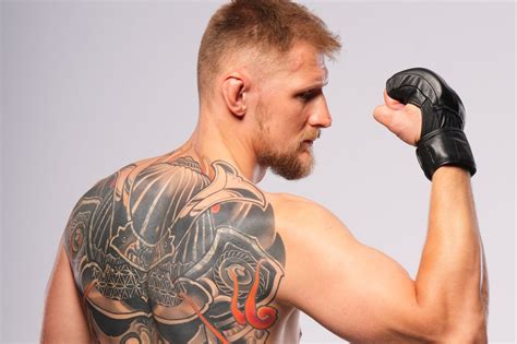 Alexander Volkov vs Alexander Romanov full fight preview | UFC Las ...