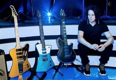 Jack White Guitar Setup & Rig Rundown