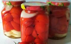 Маринованные помидоры с луком и уксусом на зиму простой рецепт пошаговый