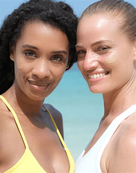 FRÉ | Glow Me + - Mineral Tinted Moisturizer with SPF30 | FRÉ Skincare