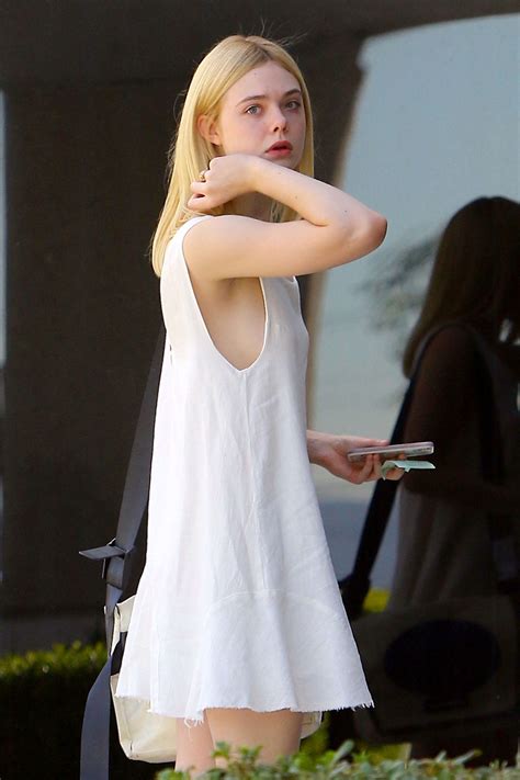 Elle Fanning out in Hollywood – GotCeleb