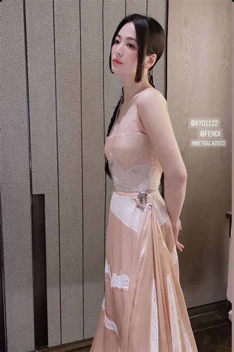 "The Glory" Actress Lim Ji Yeon Reacts To Song Hye Kyo's "Met Gala ...