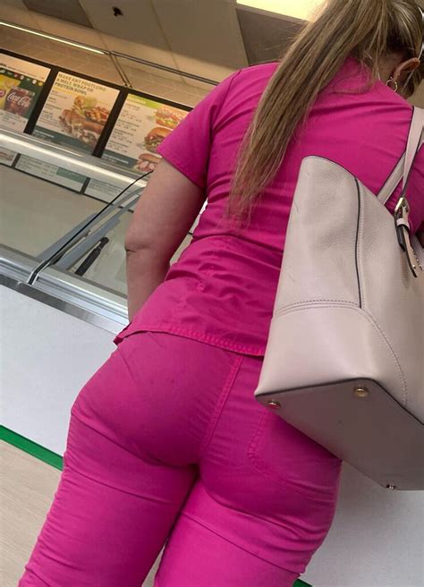 Scrubs anyone - Tight Jeans - Forum