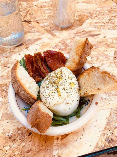 Wat is burrata en wat kun je ermee?