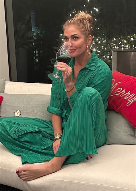 Torrie Wilson : r/WrestlingAndMMAFeet