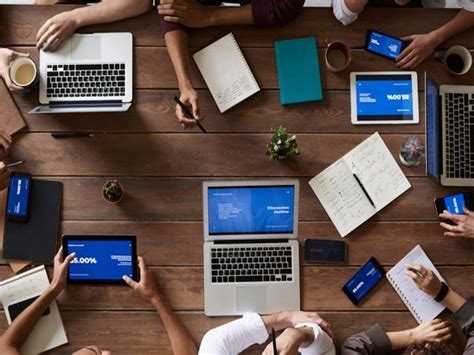 steady horizons indian  sector faces moderate growth  global