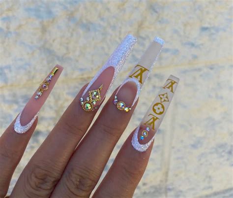 What is Base Gel? Complete Guide to Base Gel in Manicures – Notpolish Inc