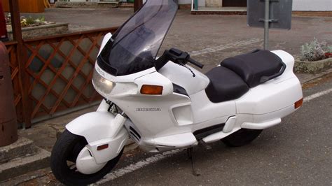 Motorcycle Monday: Honda PC800 Pacific Coast