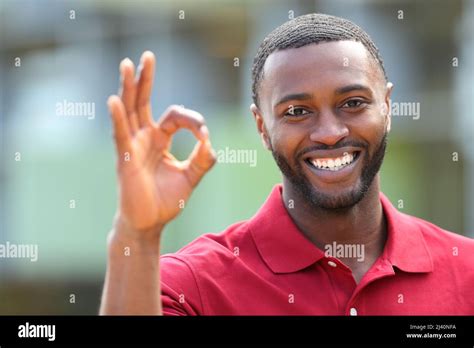 Ok hand sign african hi-res stock photography and images - Alamy