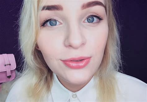 ASMR Mood - A Stunning ASMR Artist That Will Improve Your Life