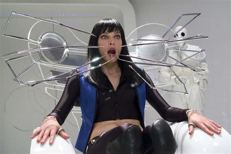 Milla Jovovich Ultraviolet Wallpapers (58+ images)