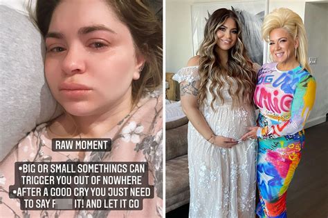 Long Island Medium Theresa Caputo’s pregnant daughter Victoria breaks ...