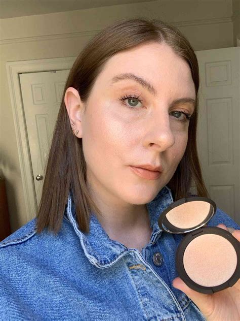 Becca Cosmetics Review